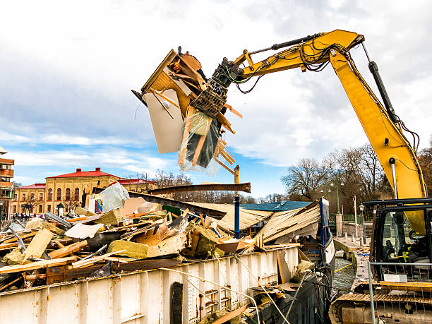 Best Local Junk Hauling  in Loyola, CA